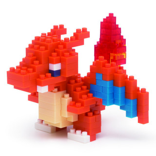 NANO Charizard / Dracaufeu