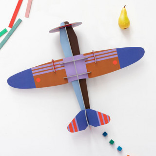 GRAND AVION A CONSTRUIRE